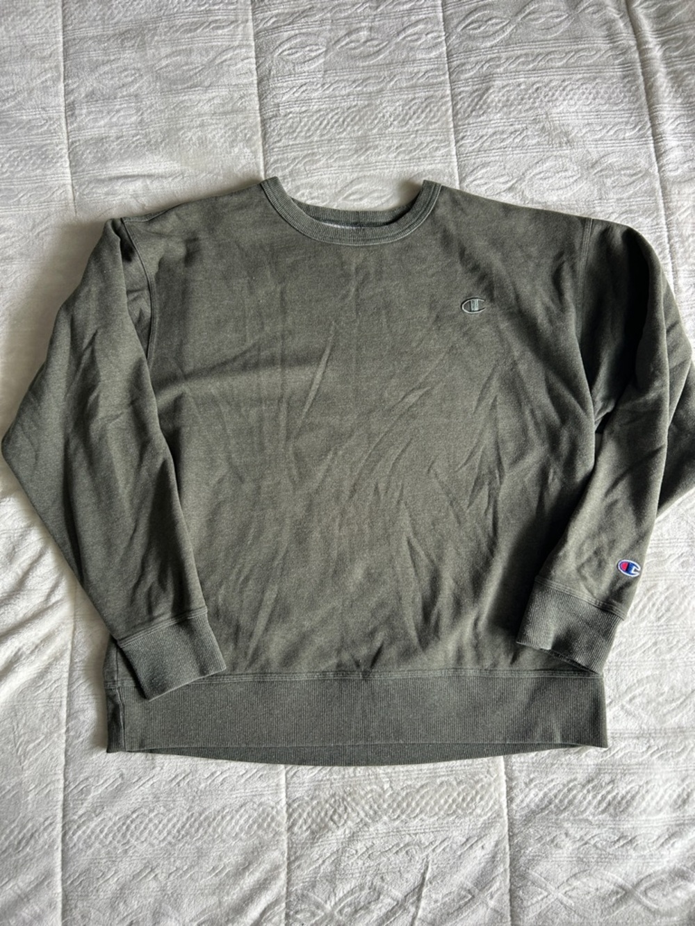 Oversized Champion Olive Crewneck Sweatshirt